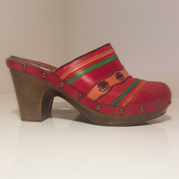 Spring Step Shoes - Spring Step Aztec clogs size 7 (37)